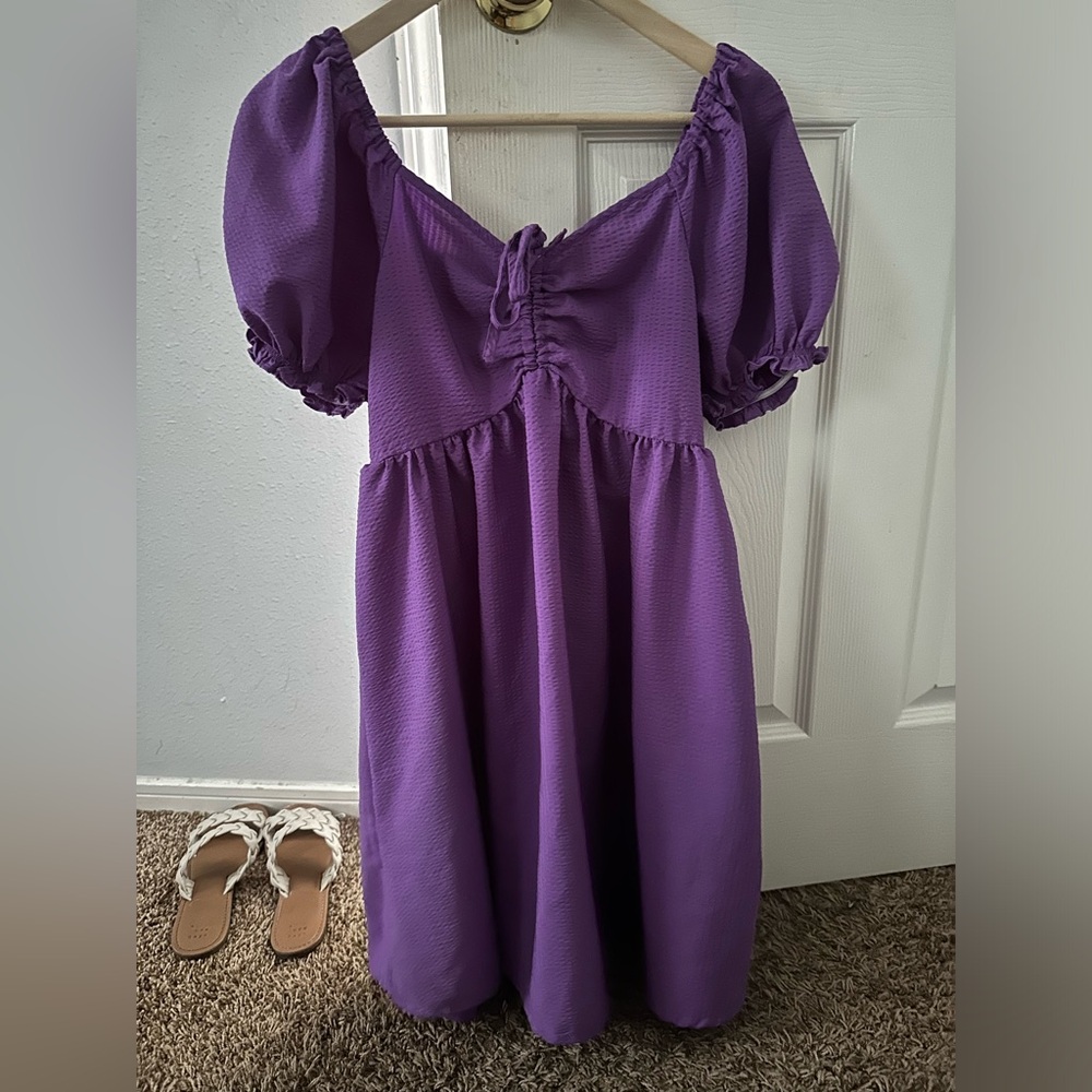 Cutest purple dress! 💟